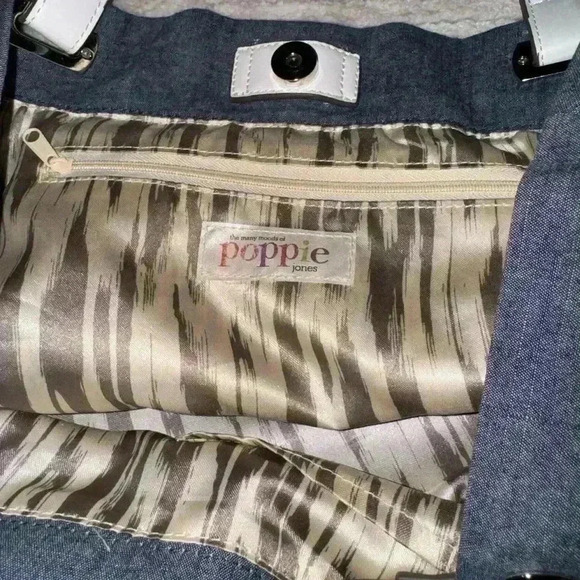 The many moods of poppy jones tote - Picture 5 of 9